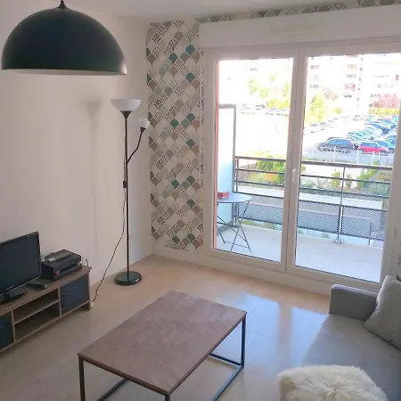 Apartment Le Savoie 2 3 Couchages ,balcon Et Parking Prive *