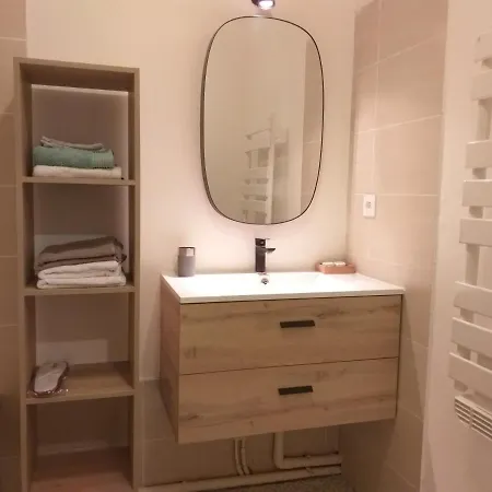 Apartment Le Savoie 2 3 Couchages ,balcon Et Parking Prive *
